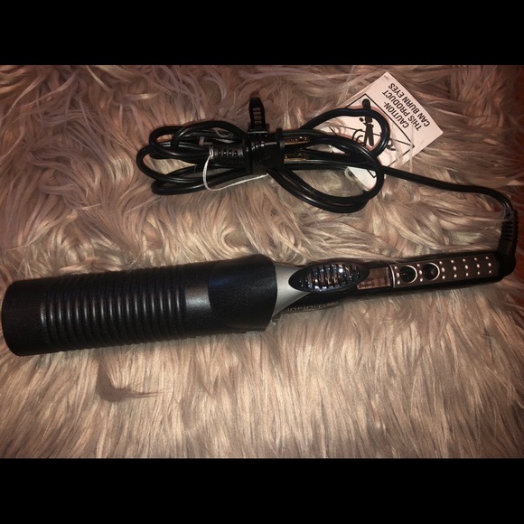 COPY - Conair Infiniti Pro 1-1/2” - Picture 4 of 4